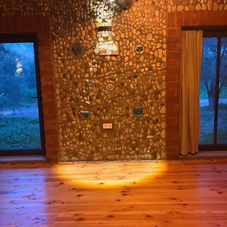 Albergue Infinity Yasam Vadisi *